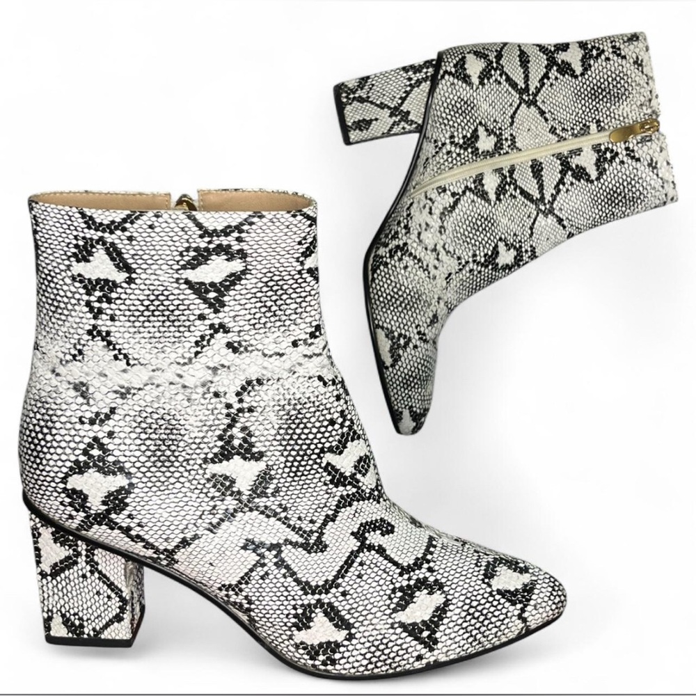 Wetkiss Snake Embossed Western Style Pointed Toe Ankle Boots Women’s Size 11